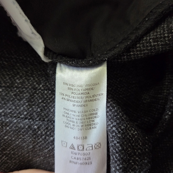 ⭐️LOFT Gray Leggings Comfortable and Versatile Size 6 - Picture 4 of 5